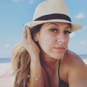 Meet your Posher, Gabriella